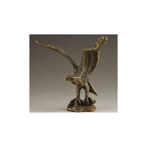 Superb Chinese Collectable Handmade Old Carving Vivid Bronze Statue Eagle Copper sculpture home decoration