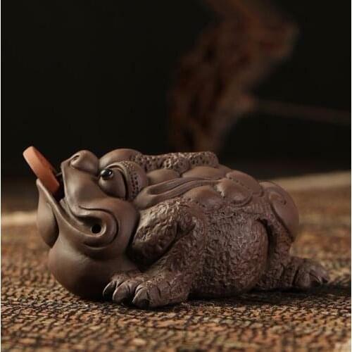 Handmade Ceramic Tea Boutique Yixing Purple Clay Tea Pet Ornaments Tea Toad Animal Statue