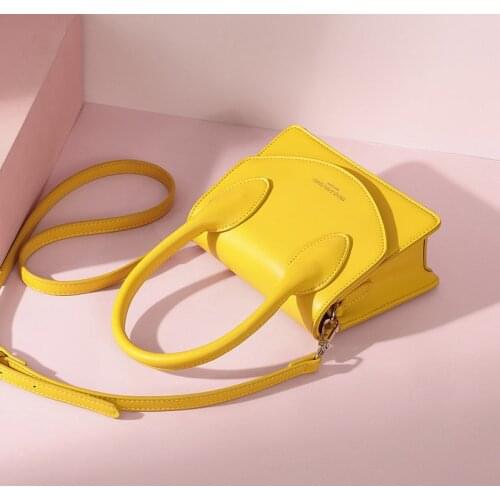 Bag Womens High Sense Autumn and Winter 2021 New Trendy All-Match Women Messenger Bag Fashion Minority Design Handbag