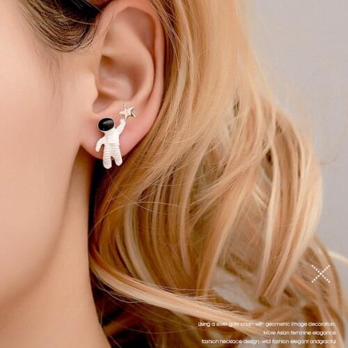 Space Astronaut Asymmetrical Small Stud Earring Fashion Woman Clip Earrings Pentagram Contracted Earring Fashion Ladies Earrings