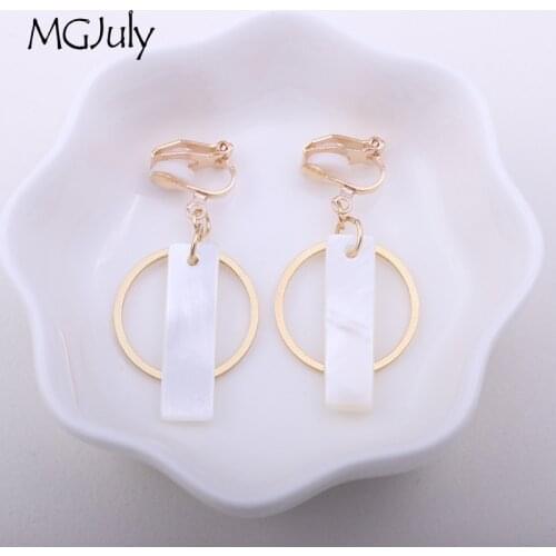 Geometric Round Metal Earrings Non Pierced Ear Clips Shell Clip On Earring Without Piercing Women Minimalist Earring CE212
