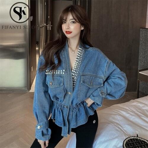 Korean Style Women Denim Jacket Short Coat Fashion Beading V-Neck Long Sleeve Jeans Jacket Female Autumn Loose Casual Jeans Coat