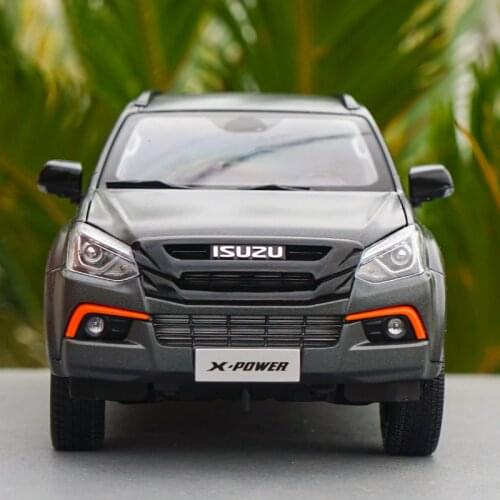 Original 1/18 Isuzu Mu-x Power Isuzu Mux Alloy Car Model with Little Gift