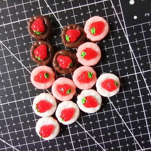 1pcs/lot resin Simulation strawberry cake 15mm Cabochons Scrapbooking Hair Bow Center DIY Christmas decration