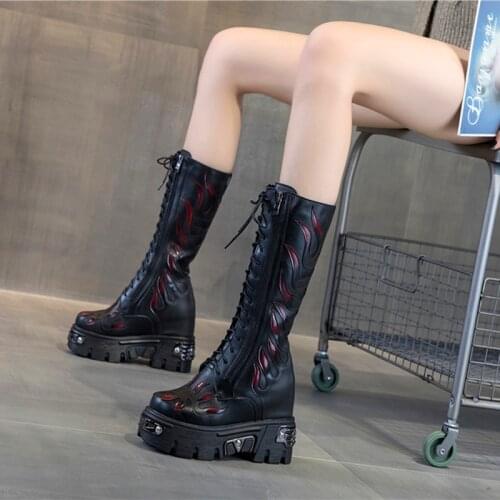 Spring Autumn New Fashion Height Increasing Platform Metal Decoration Rivet Genuine Leather Women Half Mid-Calf Equestrian Boots