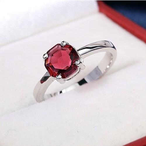 Classic Ruby Oval Egg-shaped Gemstone 925 Sterling Silver Wedding Ring Women Bride Exquisite Jewelry Engagement Accessories