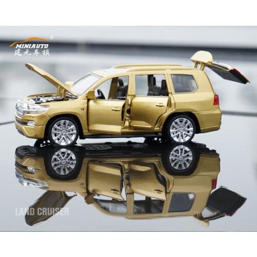 1:32 child simulation LAND CRUISER alloy car model pull-back sound and light six doors car decoration childrens birthday gift