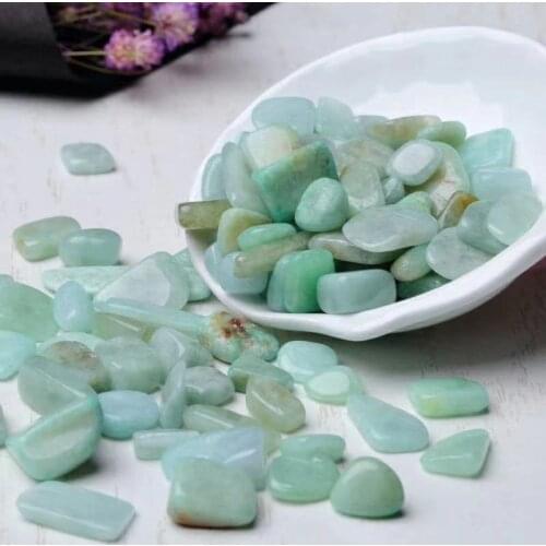 The natural emerald crystal mineral MacAdam is a beautiful healing product