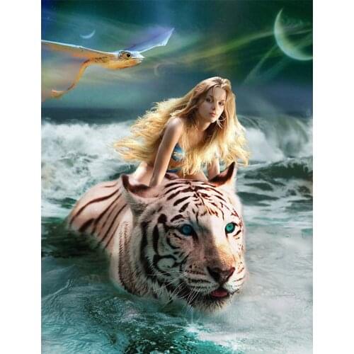 DIY Diamond Embroidery Beauty Girl and tiger Diamond Painting 3D Cross Stitch Square Pattern Rhinestones Home Decoration CQ351