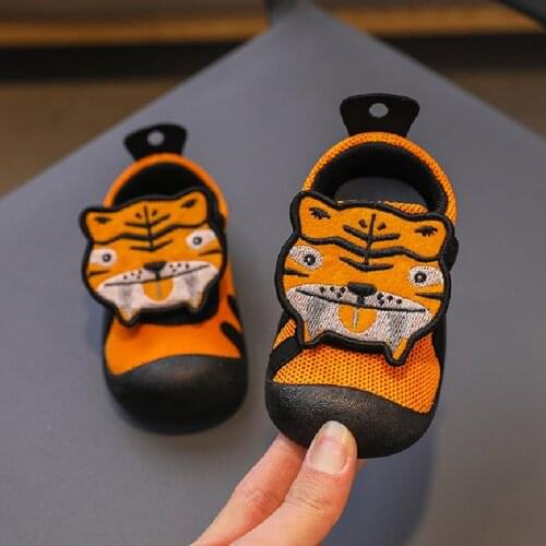 Cute Cartoon Baby Walking Shoes for Infant Toddler Girls Boys Casual Mesh Sneakers Soft Bottom Non-Slip Kid Baby First Walkers