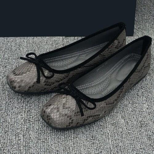 2020 New Spring Women Flats Shoes Casual Fashion Snake PU Bowtie Slip on Woman Loafers Ladies Shallow Comfort Single Shoes