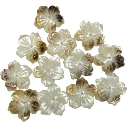 10pcs Wholesale Jewelry 13mm Beautiful White Black Mother of pearl Shell Art Flower women Pendant Bead C8318