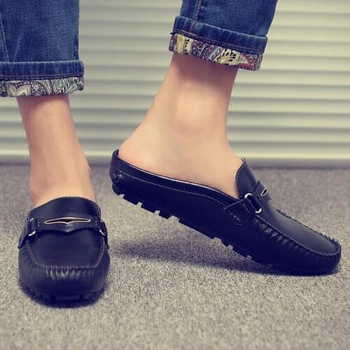 Mens half slippers breathable Baotou mens shoes casual sandals and slippers outdoor beach shoes