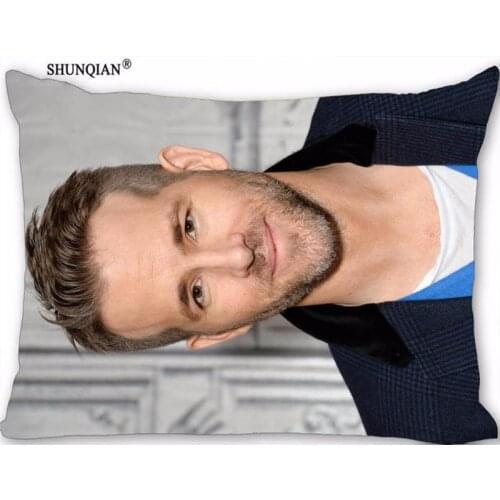 New Custom Ryan Reynolds Pillowcase Zippered Rectangle Pillow Cover Cases Size 45X35cm,40x60cm,45X75cm,50X75cm(Two sides)