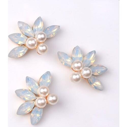 LKEARN 10Pc 21x32mmAlbumin Flower Rhinestones Buttons Pearl button Alloy Diamante Crystal Bow DIY wedding decoration Accessories
