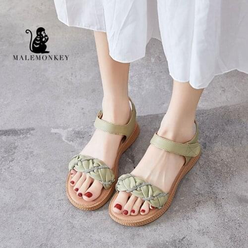 MALEMONKEY Shoes With Medium Heels