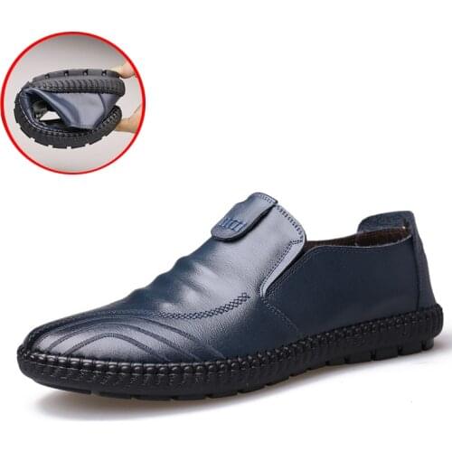2020 Summer Mens Shoes Bean Shoes Korean Version Of The Cowhide Male Lazy People Walk Shoes Sports Fashion Board Shoes