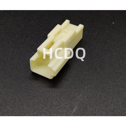 The original 90980-10824 2PIN automobile connector plug shell and terminal are supplied from stock