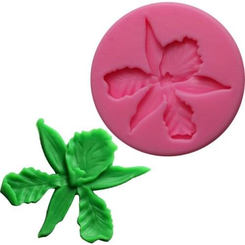 1PCS 3D Leafs Shaped Silicone Gift Cake Decoration Fondant Cake 3D Food Grade Silicone Mould