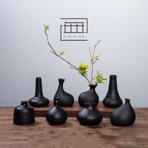 Hot Selling New Black Ceramic Flower Arrangement Small Vase Home Decoration Small Vase Tabletop Ornament Crafts