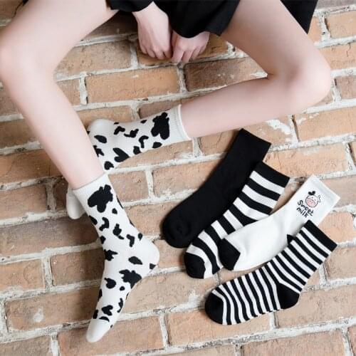 Japanese Socks Cartoon Character Crayon Shin-chan Classic Couples Kawaii Harajuku Dog Cotton Ankle Socks Fashion Womans Socks