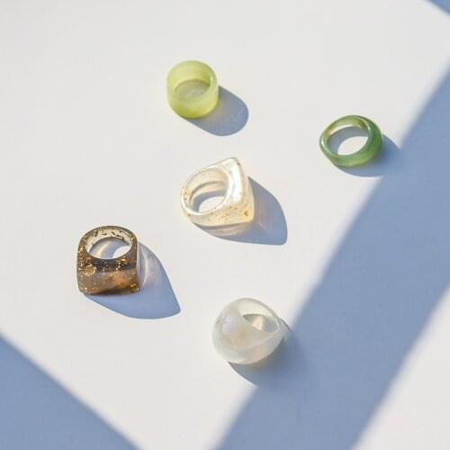 2021 Summer Hot Eco-friendly Acrylic Resin Womens Ring Round Square Gold Leaf Colorful Rings For Girl Accessories