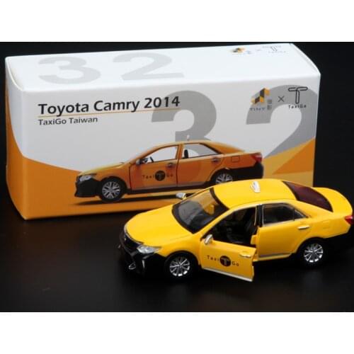 Alloy Model Car TOYOTA Camry 2014 Taxi Childrens Toy Collection Souvenir Ornaments Display Vehicle Gift Decoration