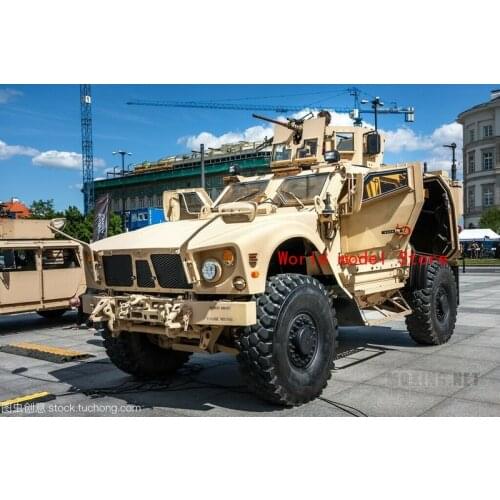 Ryefield-Model 1/35 RM5032 U.S Terrain Vehicle M1240 A1 M-ATV w/Full Interior