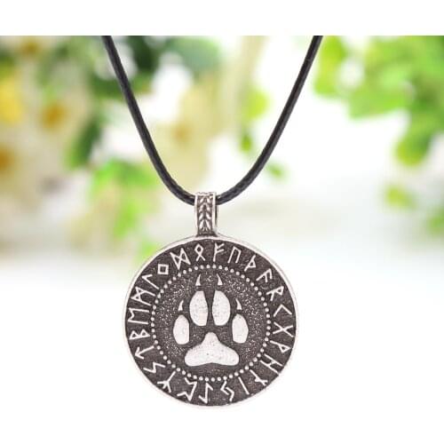 1pcs Nordic Vikings Bear Print Amulet Pendant Necklace Pagan Wiccan Paw Print Pendant Necklaces Norse Runes Talisman 4028
