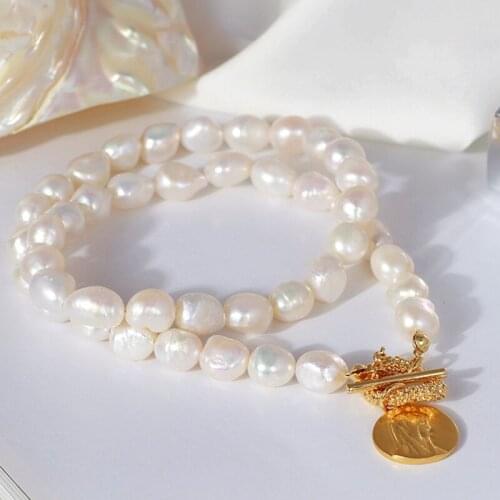 Small design natural freshwater pearl French style retro elegant temperament matte disc double face portrait slotted Necklace