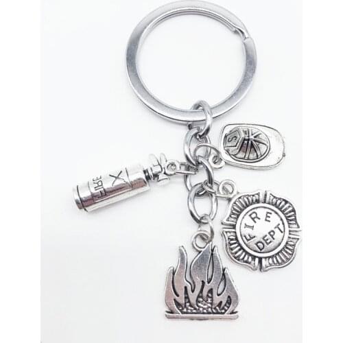 Popular New Fire Extinguisher Fireman Badge Fire Cap Pendant Key Chain Men and Women Fashion Key Ring Jewelry