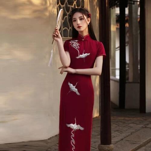 Wine Red Long Qipao Embroidery Crane Dresses Womens Evening Banquet Cheongsam Cosplay Dress Beautiful Chinese New Year Clothes