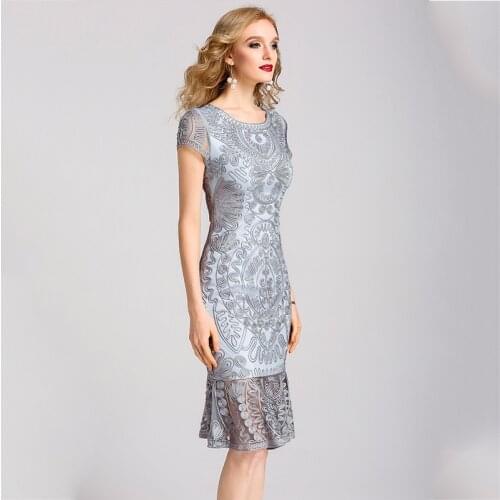 Size Mermaid Plus Pretty Flower Embroidery Sexy Summer Dresses Pink Gray Navy Blue Red Ruffles Party Dress