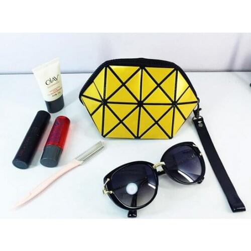 Fashion Hot 11 colors Geometric Cosmetic Bag Women Laser Diamond Makeup Bag Ladies Cosmetics Organizer