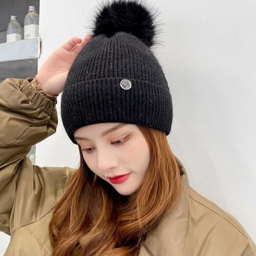 Fashion Warm Knitted Womens Hat Striped Winter Hats For Women Pink Fur Pompom Wool Beanies Thick Skullies Cap Faux Pom Pom Hat