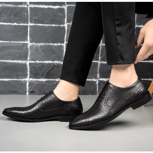 PJCMG Fashion Comfortable High Quality Genuine Leather Black/Red Carved Style Pointed Toe Flat Dress Wedding Man Shoes
