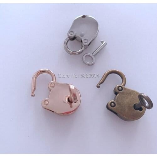 Ivoduff Antique Brass Padlock, Metal Bear Shape Padlock for Luggage Bag Decoration