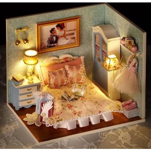 Cute Room Diy Doll House for Puppenhaus Brithday Gift Miniature Furniture House Toys for Children Wooden House -Happy Moment