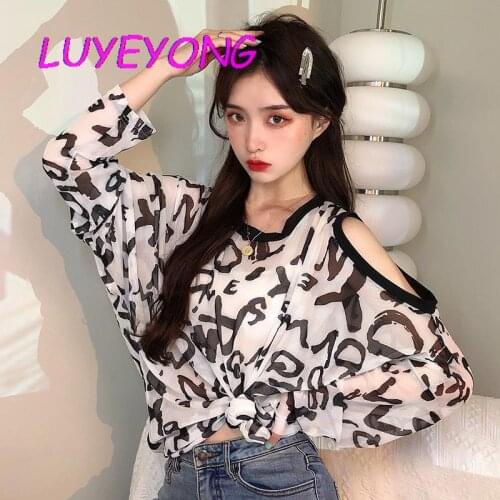 Sun Protect Women Off Shoulder O Neck Tshirt Transparent Sexy Lady Thin T Shirt Letter Print Long Sleeve Black White Street Top