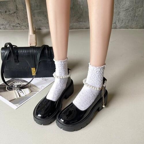 2021 Fashion Thick-heeled Pearl Chain Pure Color Elegant Ladies Leather Shoes Spring and Autumn Single Shoes Zapatos Mujer