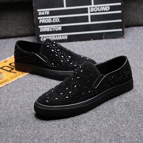 Brand designer shoes for men leisure breathable genuine leather shoe slip-on rhinestone flats loafers punk hip hop runway show