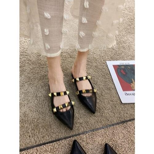 Thick heel rivet pointed toe womens shoes spring 2021 new fashion mules