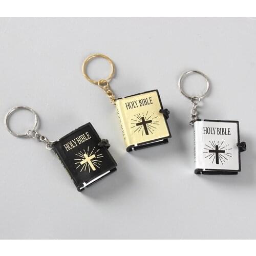 Cute Mini English HOLY BIBLE Keychains Religious Christian Cross Keyrings Women Bag Gift Souvenirs K2445