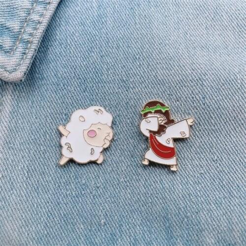 Sweet Girls Brooch Ornaments Enamel Label Pins Animal Sheep Alloy Clothes T-Shirt Badge GIFT