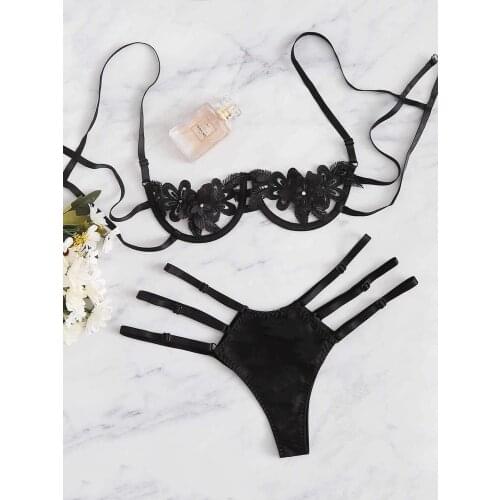 Sexy Lace Lingerie Sleepwear Satin Hollow out Floral Sheer Lace Tops Bra Thong Women Underwear Set Erotic Set Black Red