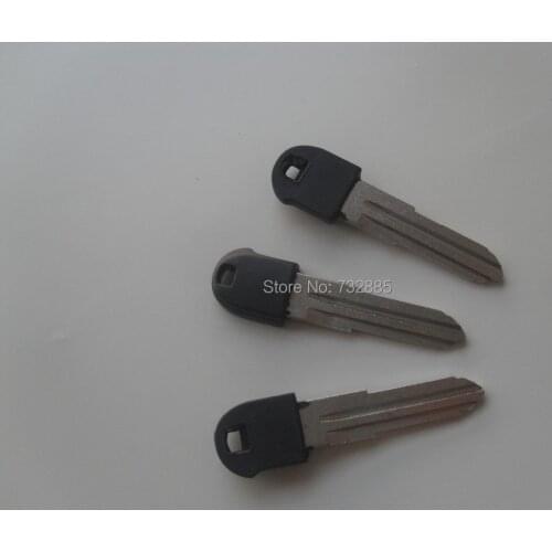 Brand New Replacement Uncut Insert Smart Small Key Blank For Toyota Smart Spare Key Blade TOY41