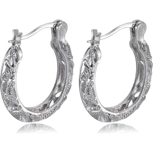 Women Fashion Earrings Hollow Silver Color Earrings Ladies Wedding Jewelry Womens Personality Wild Decoration Charm Party Gifts