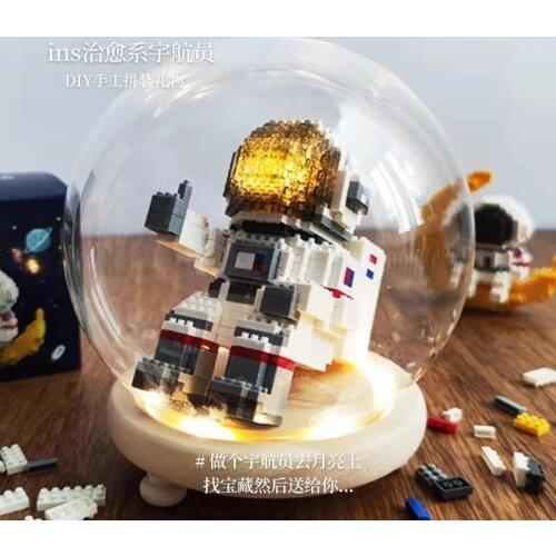 Space Adventure Astronaut Building Blocks 3d Model Diy Assembled Mini Diamond Bricks Toy Children Kid Gift Ornament Glass Cover