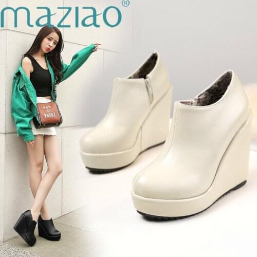 2019 Autumn Winter New Stylish Women Ankle Boots Sexy Platform Round Toe Wedges Boots Woman Simple Boots Plus Size 32-43 MAZIAO