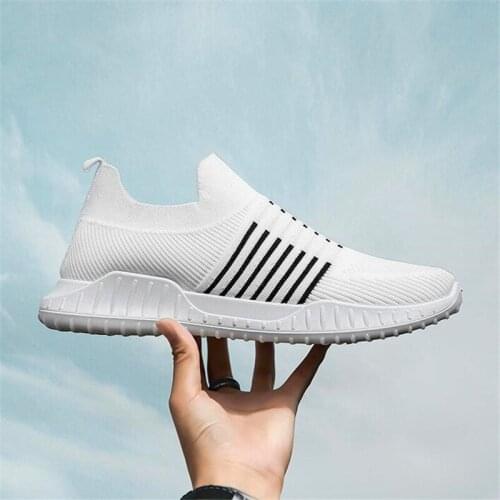 2021 new summer and autumn mens shoes sports and leisure wild one pedal lazy socks shoes flying woven mesh